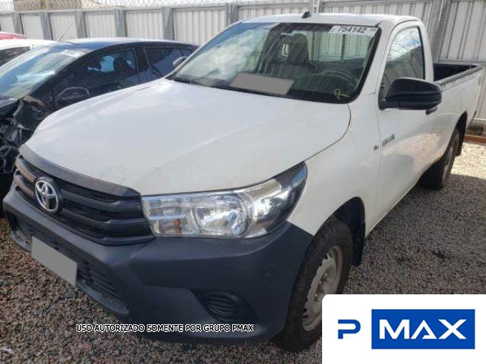 TOYOTA HILUX CS 18/18